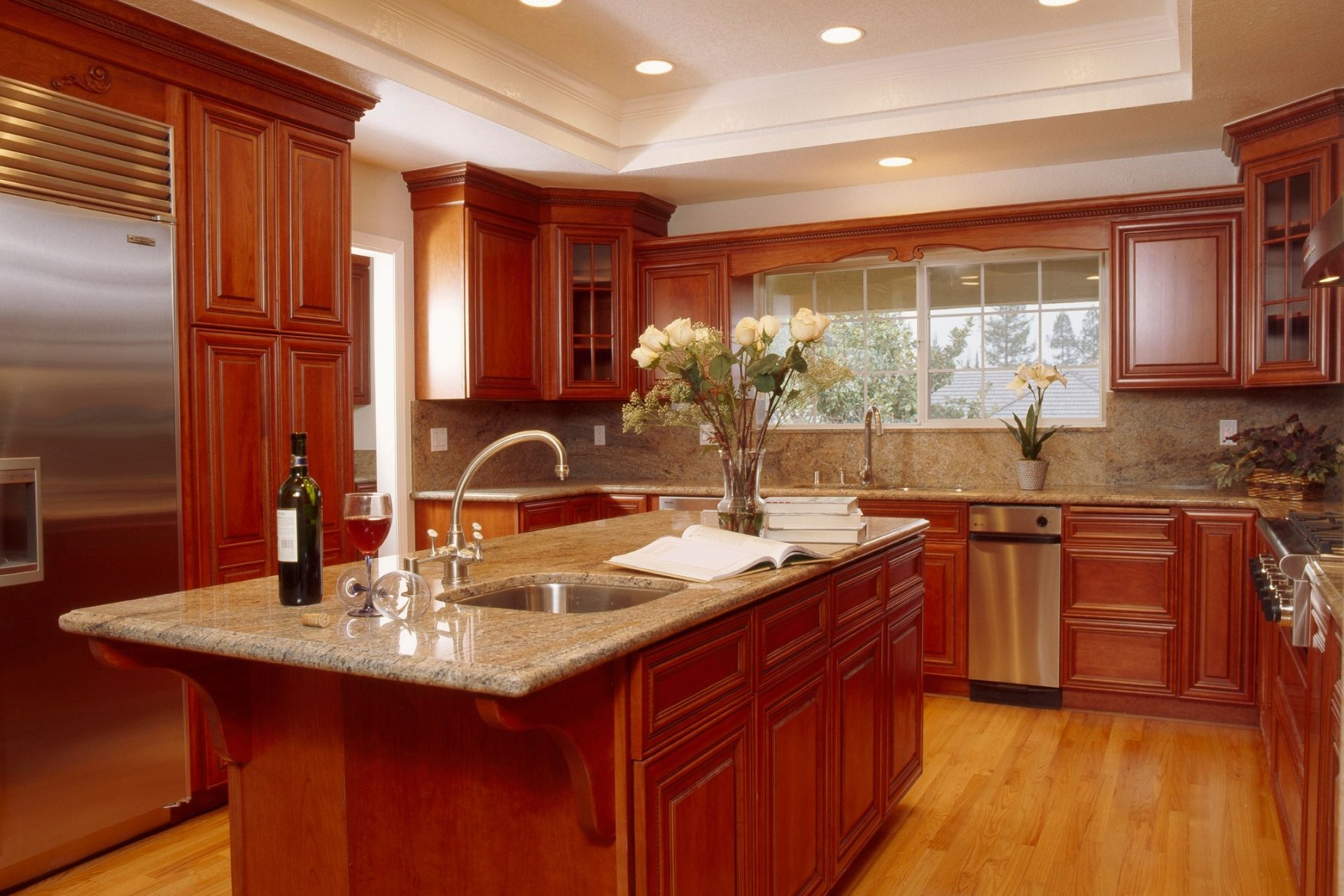 cherry-kitchen-cabinets