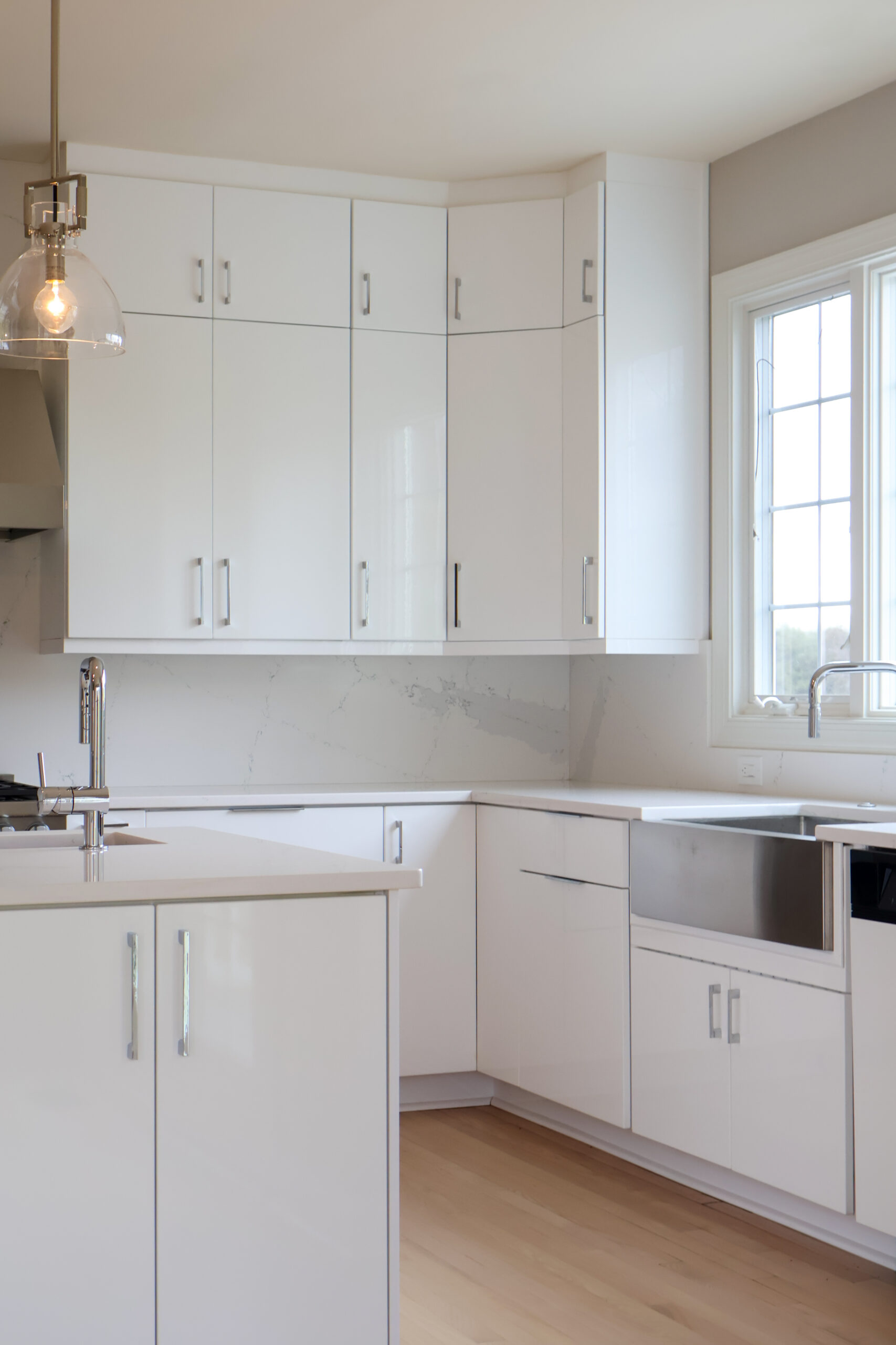 High capacity stainless steel apron sink for a Kitchen update.